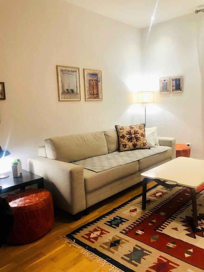 Cozy One-Bedroom Apartment Sarajevo Bagian luar foto