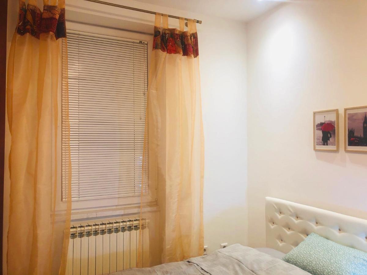Cozy One-Bedroom Apartment Sarajevo Bagian luar foto
